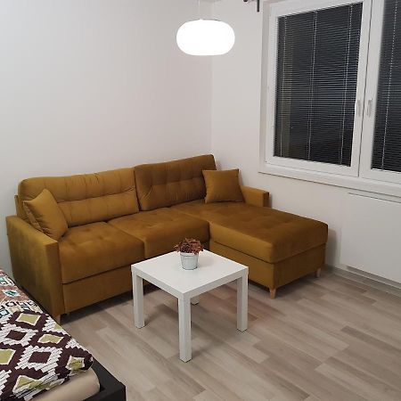 Appartement 1+1 Znojmo Extérieur photo